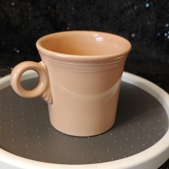 Fiesta Other - VINTAGE Fiesta Mug Shell Pink 1948 Tom and Jerry Excellent Condition No Chips